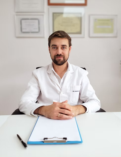 Dr. David Ramírez